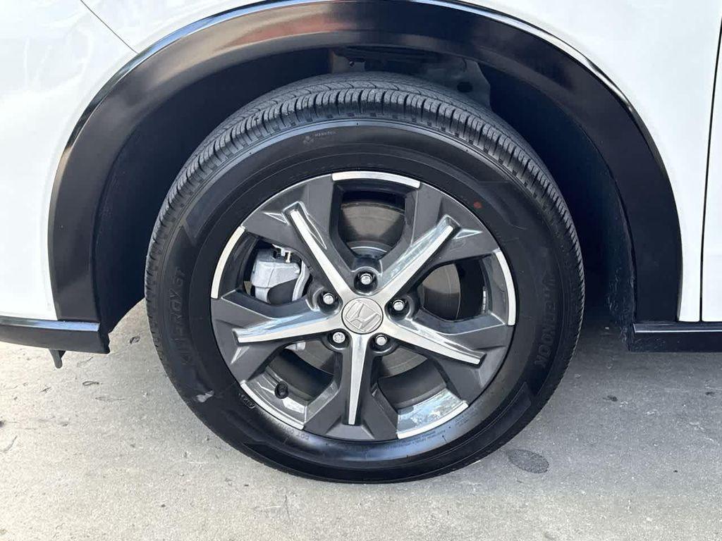 used 2025 Honda HR-V car, priced at $25,490