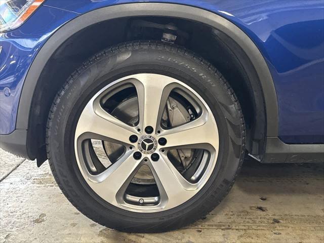 used 2021 Mercedes-Benz GLC 300 car, priced at $28,795