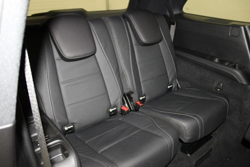 new 2025 Mercedes-Benz GLS 450 car, priced at $106,400