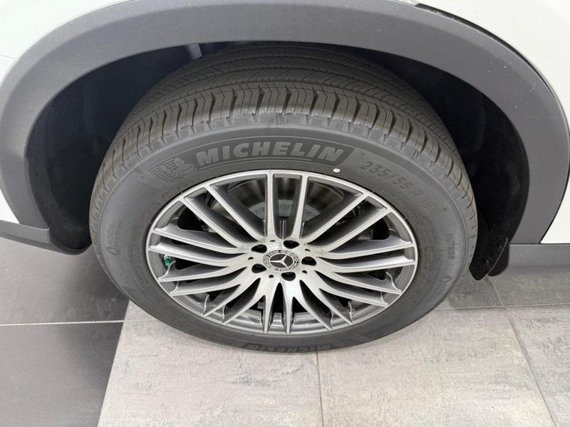 new 2025 Mercedes-Benz GLC 300 car, priced at $57,805