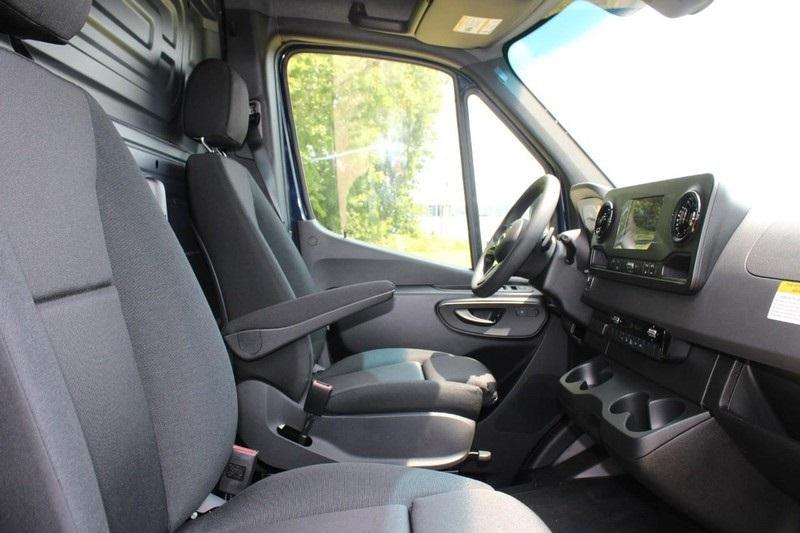 new 2024 Mercedes-Benz Sprinter 2500 car, priced at $59,968