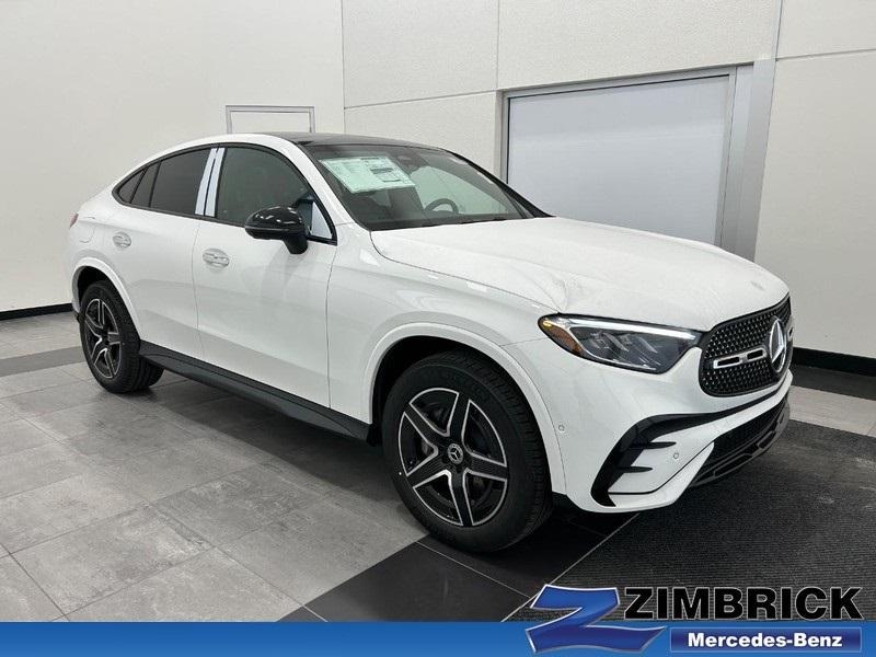 new 2025 Mercedes-Benz GLC 300 car, priced at $66,395