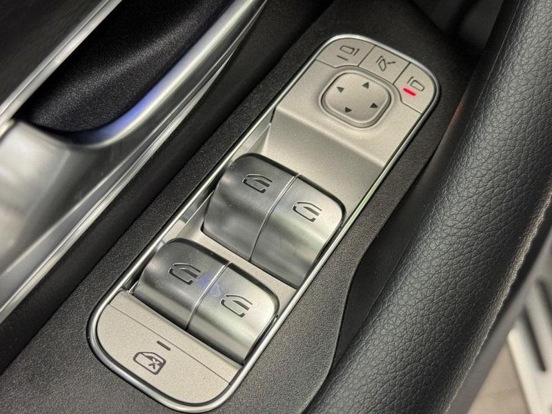new 2025 Mercedes-Benz GLE 450e car, priced at $82,865