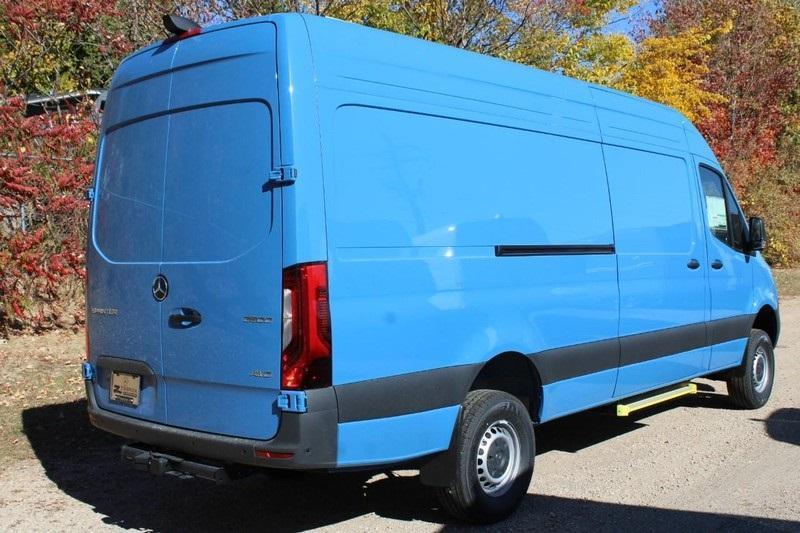 new 2025 Mercedes-Benz Sprinter 2500 car, priced at $84,390