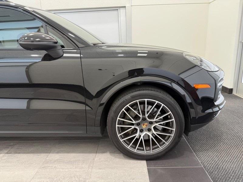 used 2023 Porsche Cayenne car