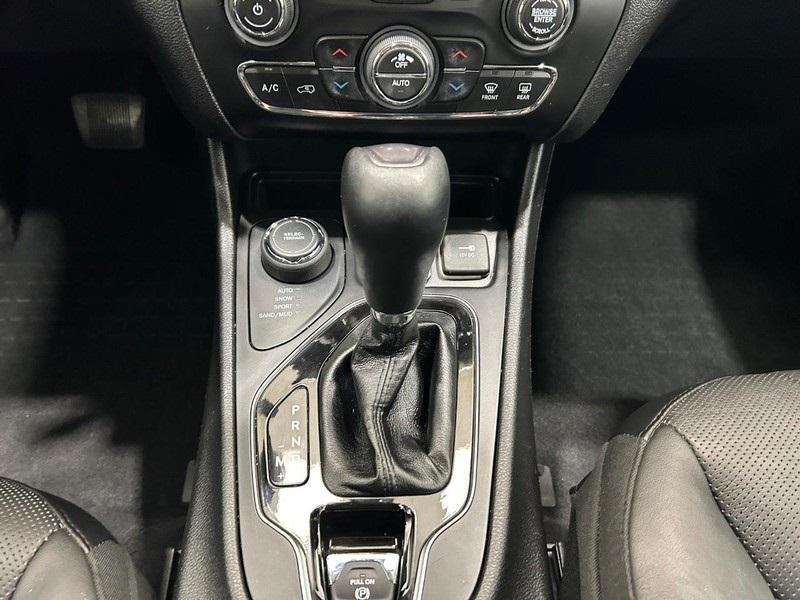 used 2020 Jeep Cherokee car, priced at $18,664