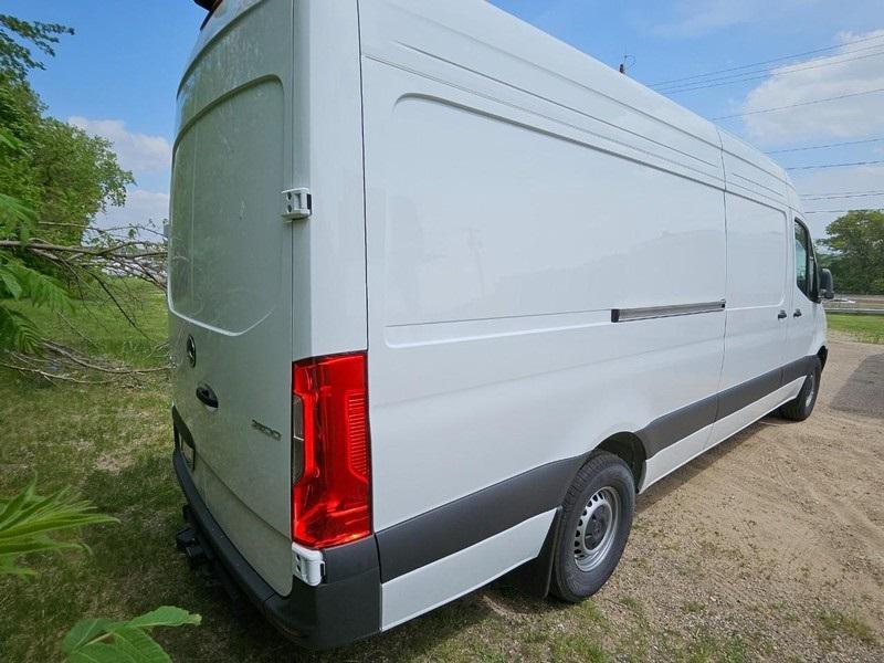 new 2024 Mercedes-Benz Sprinter 2500 car, priced at $68,046