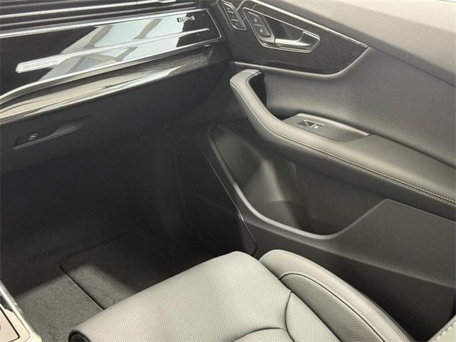 new 2025 Audi Q7 car, priced at $83,695