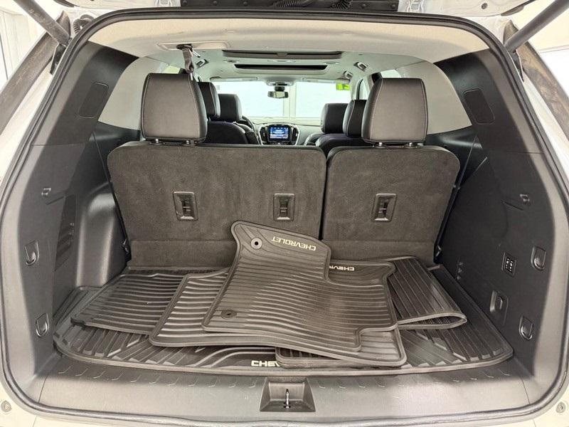 used 2021 Chevrolet Traverse car, priced at $32,990