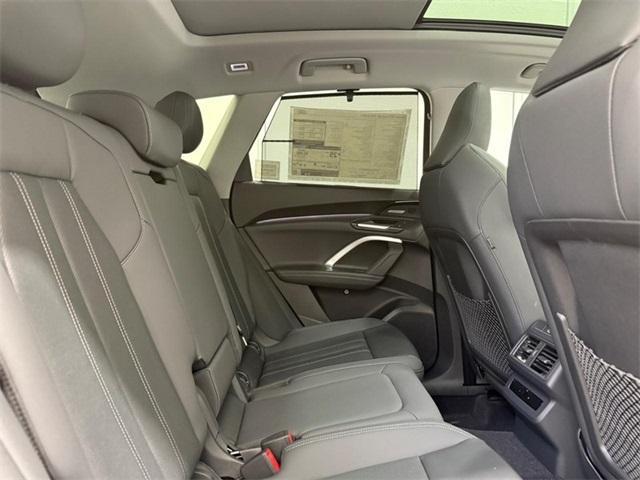 new 2025 Audi Q5 car, priced at $61,390