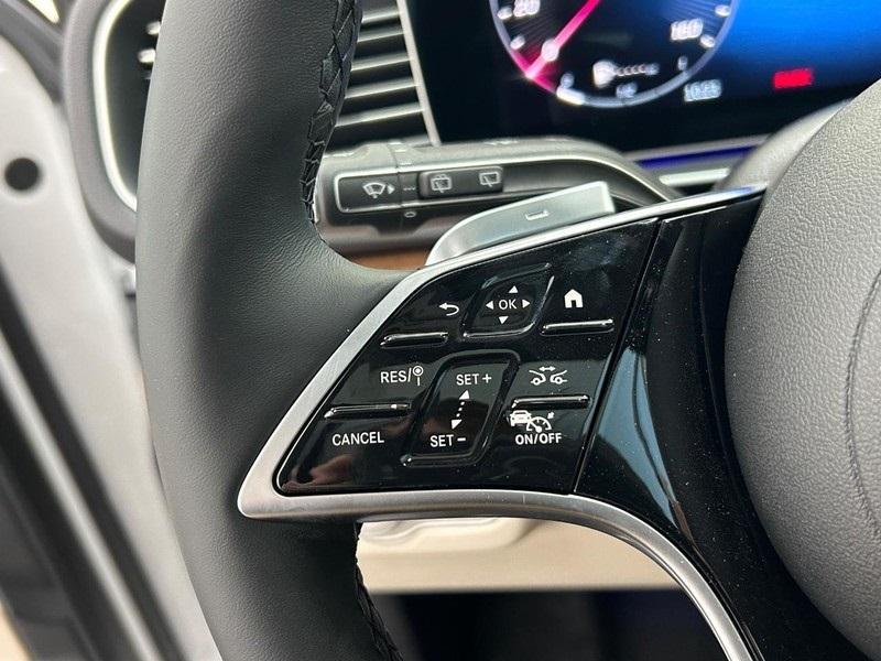 new 2025 Mercedes-Benz GLE 450e car, priced at $82,615