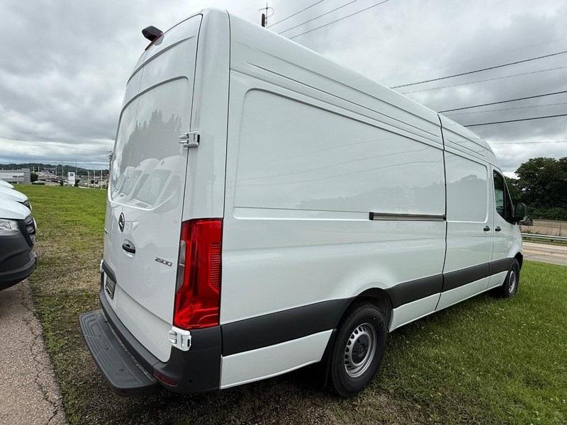 new 2025 Mercedes-Benz Sprinter 2500 car, priced at $62,685