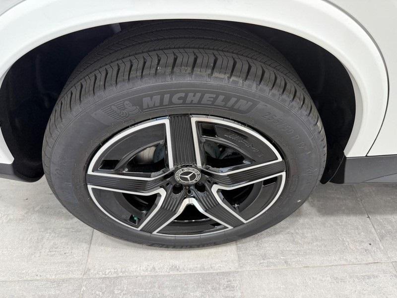 new 2026 Mercedes-Benz GLC 300 car, priced at $66,785