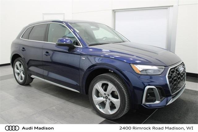 new 2025 Audi Q5 car, priced at $58,230