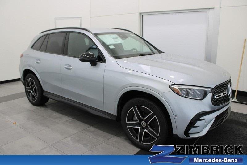 new 2025 Mercedes-Benz GLC 300 car, priced at $57,085