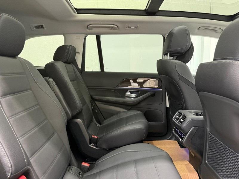 new 2025 Mercedes-Benz GLS 450 car, priced at $100,335