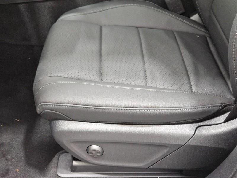 new 2025 Mercedes-Benz GLE 450e car, priced at $84,655