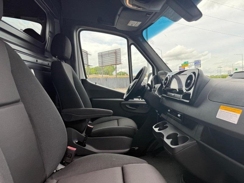 new 2025 Mercedes-Benz Sprinter 2500 car, priced at $66,549