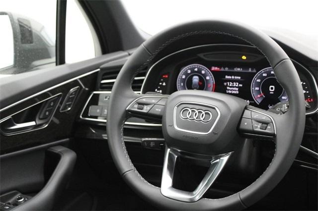 new 2025 Audi Q7 car, priced at $66,350