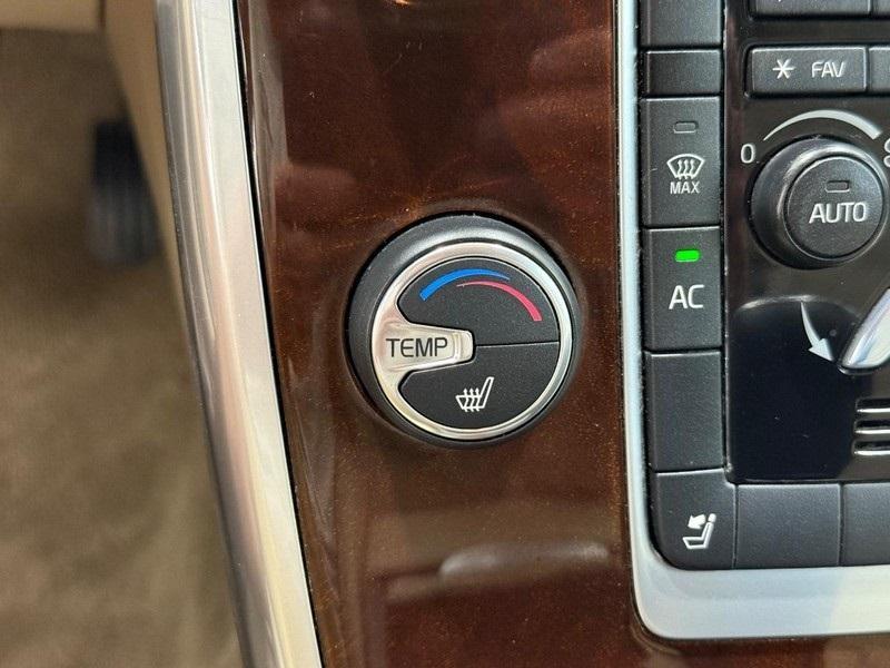 used 2013 Volvo XC70 car, priced at $9,295