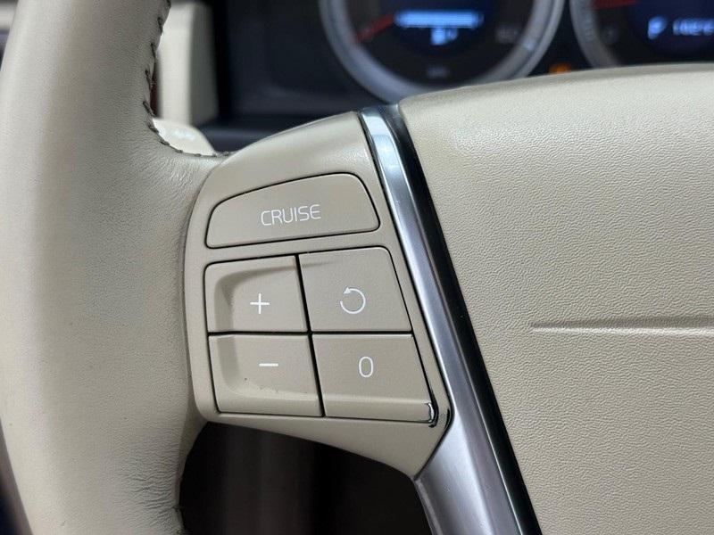 used 2013 Volvo XC70 car, priced at $9,295