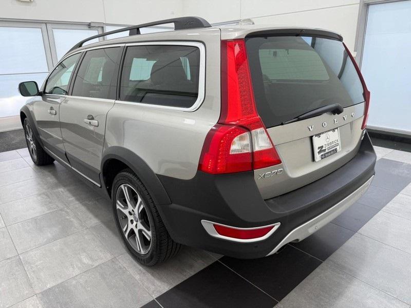 used 2013 Volvo XC70 car, priced at $9,295