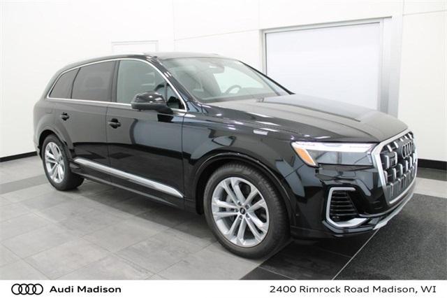 new 2025 Audi Q7 car, priced at $81,800