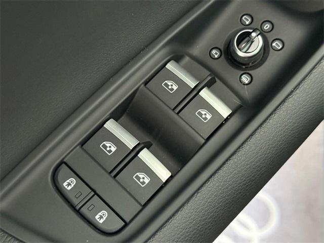used 2025 Audi Q7 car, priced at $56,798
