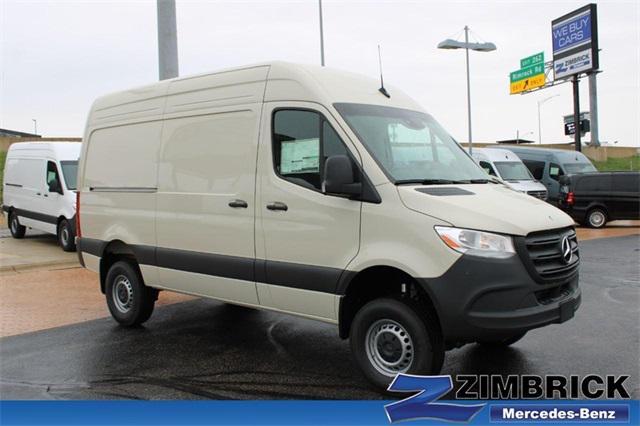 new 2024 Mercedes-Benz Sprinter 2500 car, priced at $69,423