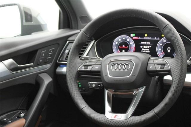 new 2025 Audi Q5 car, priced at $59,340