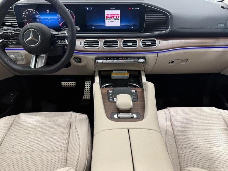 new 2025 Mercedes-Benz GLS 450 car, priced at $103,205