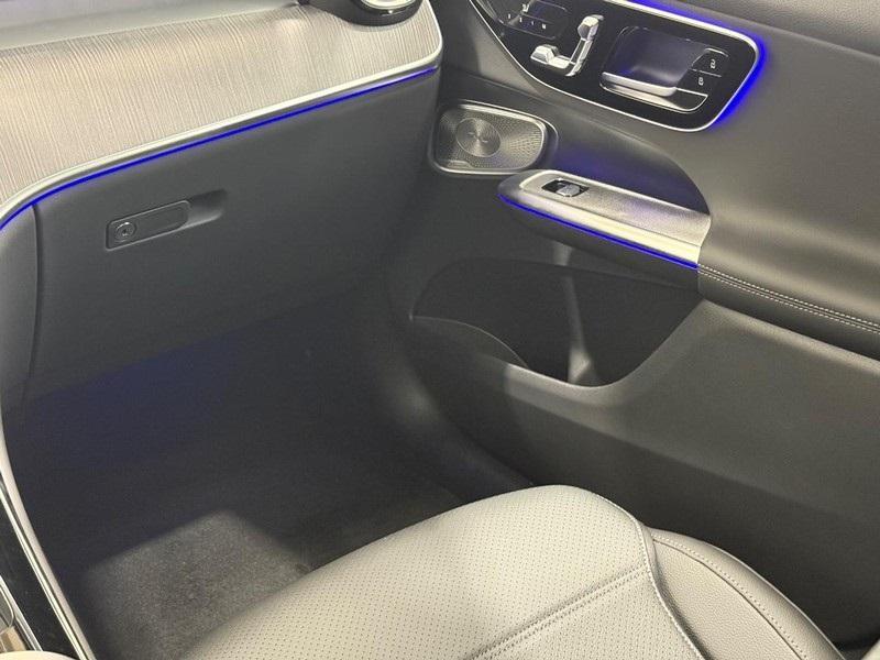 new 2026 Mercedes-Benz GLC 300 car, priced at $62,985