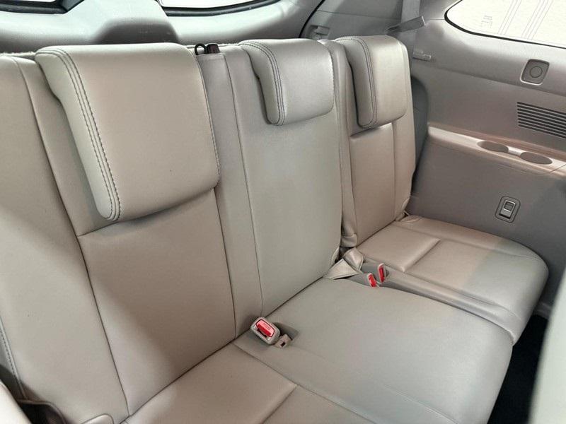 used 2018 Toyota Highlander car, priced at $21,490
