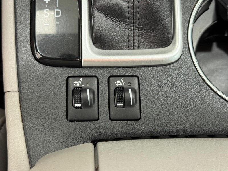 used 2018 Toyota Highlander car, priced at $21,490