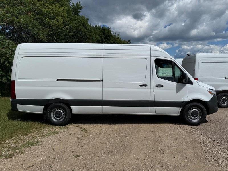new 2025 Mercedes-Benz Sprinter 2500 car, priced at $66,619