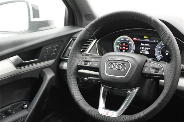 new 2025 Audi Q5 car, priced at $73,355