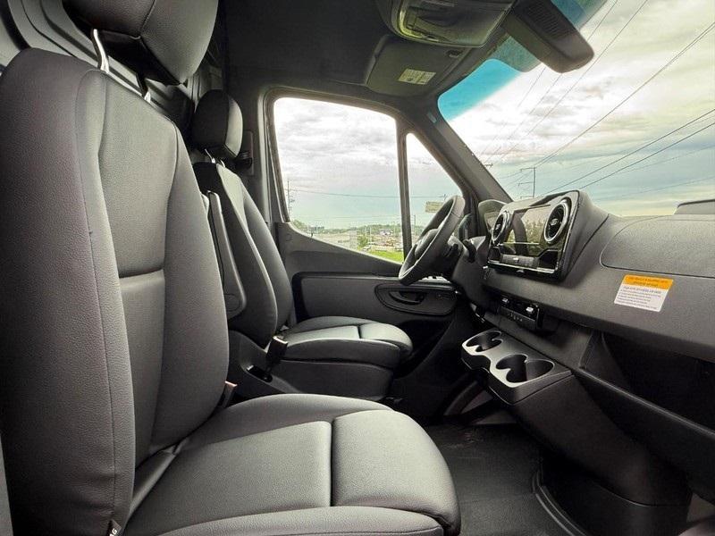 new 2025 Mercedes-Benz Sprinter 2500 car, priced at $63,679