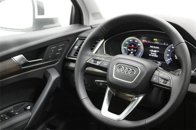 new 2025 Audi Q5 car, priced at $66,980