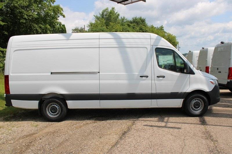 new 2024 Mercedes-Benz Sprinter 2500 car, priced at $64,051