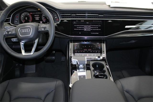 new 2025 Audi Q7 car, priced at $77,840