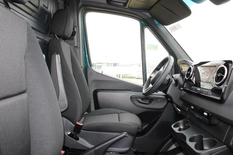 new 2025 Mercedes-Benz Sprinter 2500 car, priced at $59,346