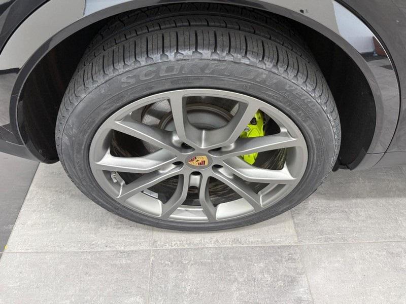 used 2023 Porsche Cayenne E-Hybrid Coupe car, priced at $86,900