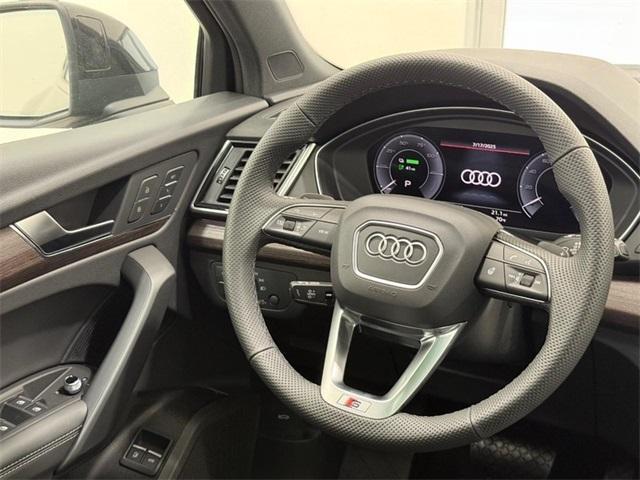 new 2025 Audi Q5 car, priced at $68,695