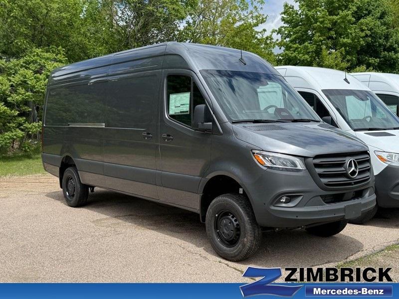 new 2025 Mercedes-Benz Sprinter 2500 car, priced at $85,624