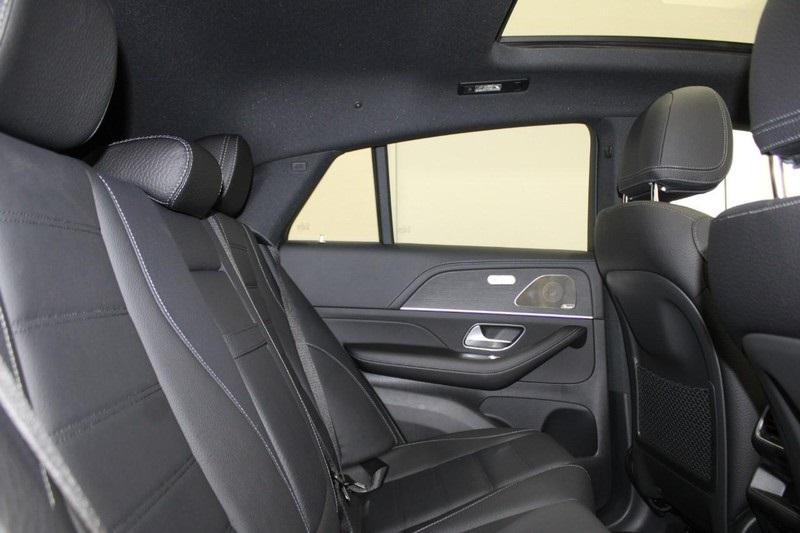 new 2025 Mercedes-Benz GLE 450 car, priced at $89,860