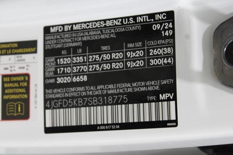new 2025 Mercedes-Benz GLE 450 car, priced at $89,860