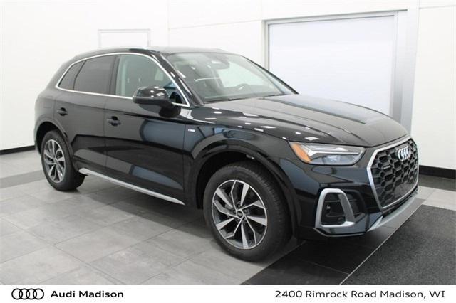 new 2024 Audi Q5 car, priced at $54,090