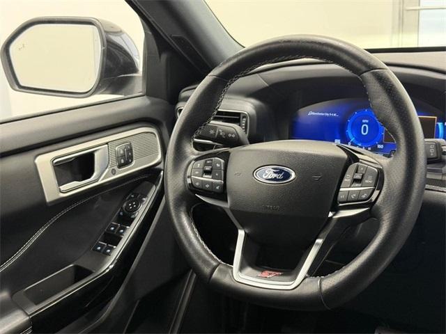 used 2023 Ford Explorer car, priced at $39,998