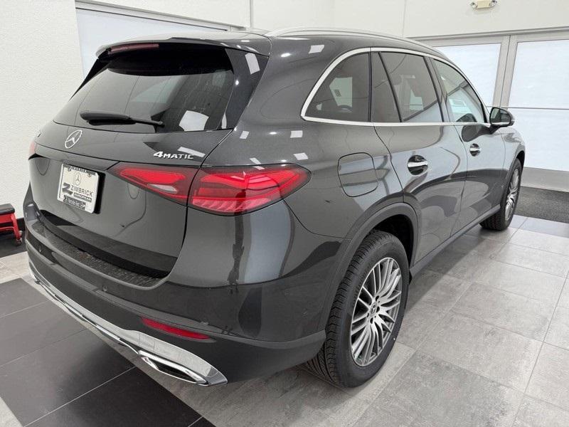 new 2025 Mercedes-Benz GLC 300 car, priced at $58,085
