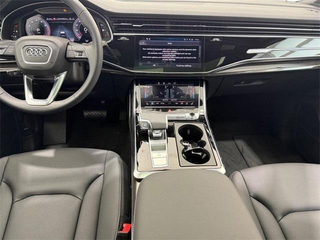 new 2025 Audi Q7 car, priced at $77,450